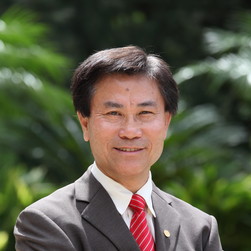 Professor K Leonard Cheng,