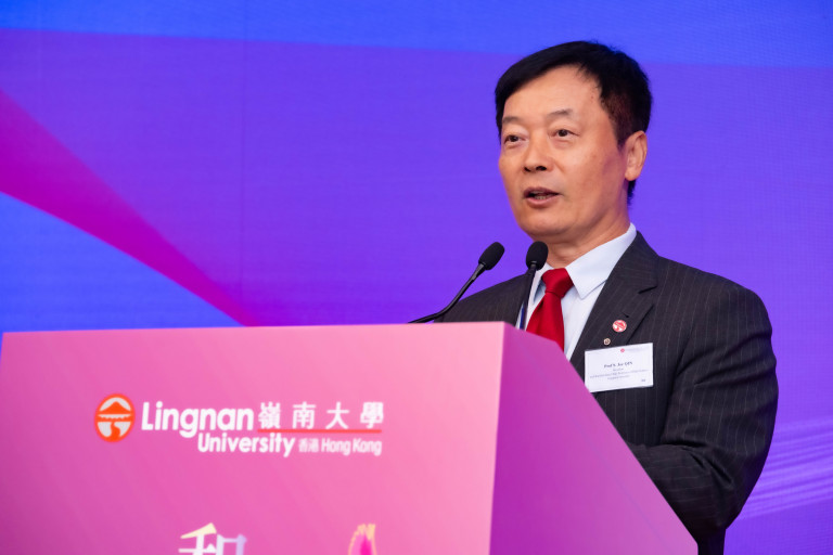 校長及韋基球數據科學講座教授秦泗釗教授致辭。