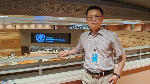 The Bauhinia Magazine website published LU's interview with Head of CEAL