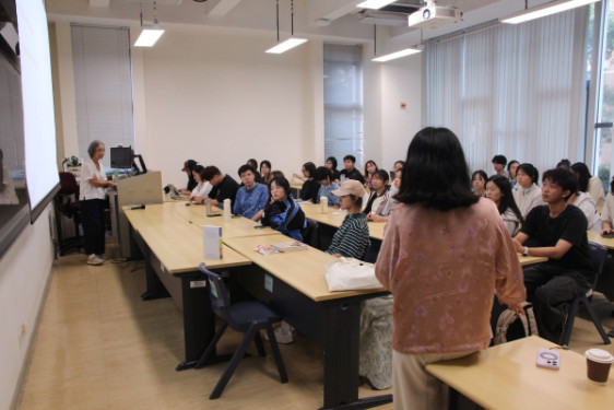 嶺南大學歷史系與中文系聯合主辦客座講座 -  秋瑾在海外