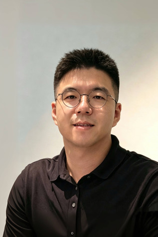 Dr. Edward Zheng Zhou