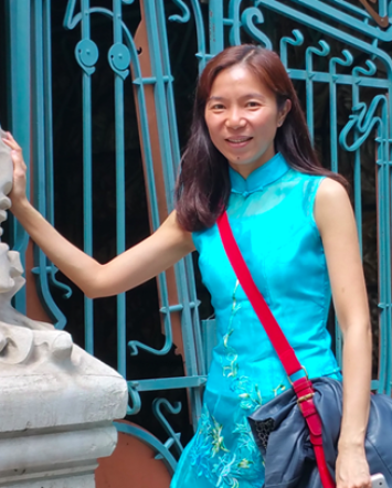 Academic interests: Western and Chinese art history; Chinese painting and calligraphy