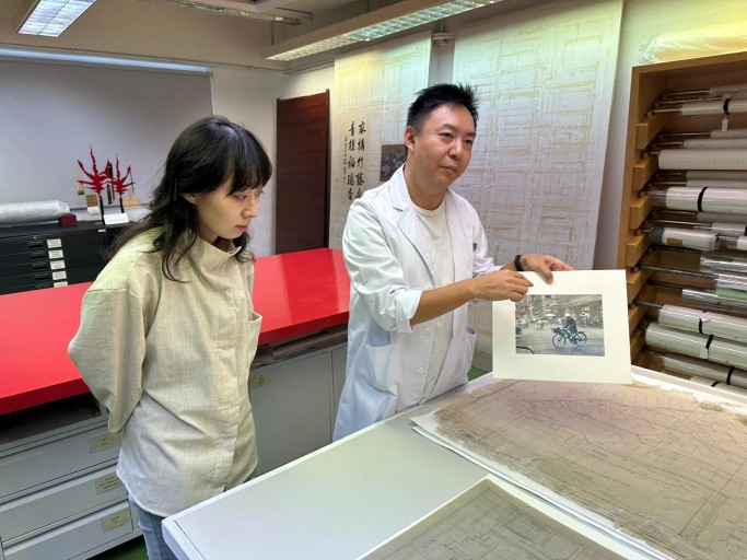 Visit to HKU Conservation Lab 