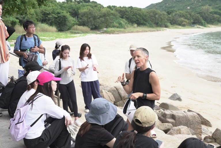Curating Beach Field Trip, led by Liina Klauss