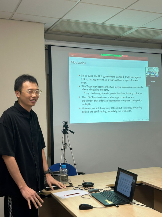 Topic Defence Seminar by Mr. LI Jinpo (ECON PhD student) on 31 October 2024