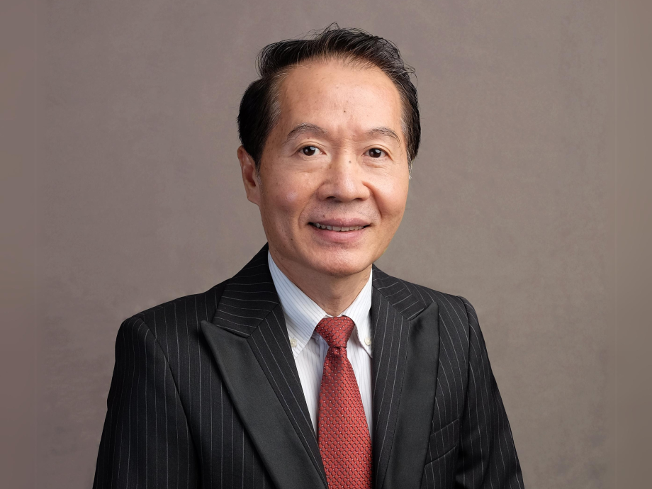 丘东晓教授