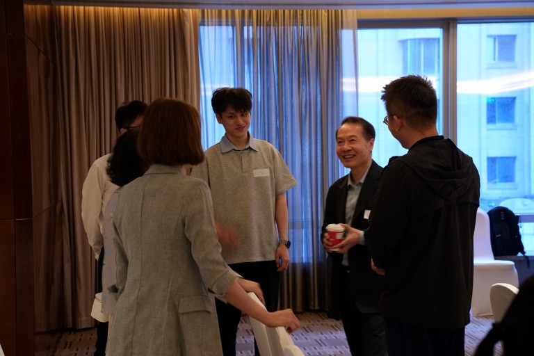 Chit Chat Session with Prof. Larry QIU