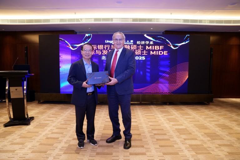Prof. Qiu and Prof Seade
