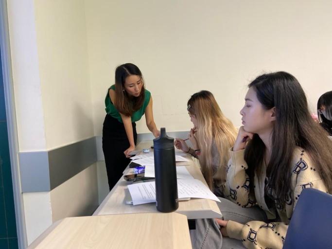 A Talk on "Intercultural Communication in Global Business" by Amy Yang