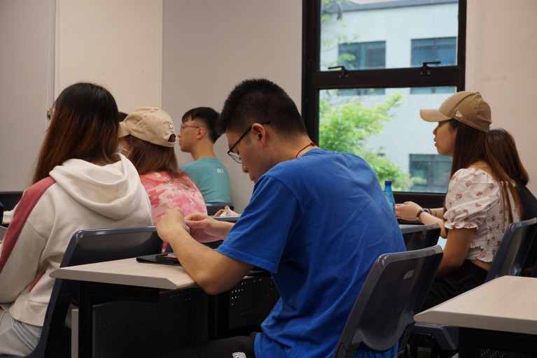 Poetry Reading with the young poet Eric Yip on 20 April 2023