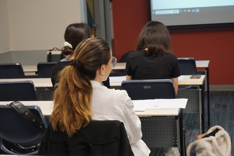 Creative Writing Workshops (fiction/poetry) by Dr. Jennifer Wong on 13 & 17 March 2023