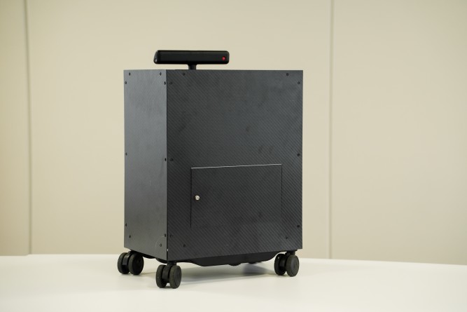 New generation of AI-tracking grocery cart receives Hong Kong patent