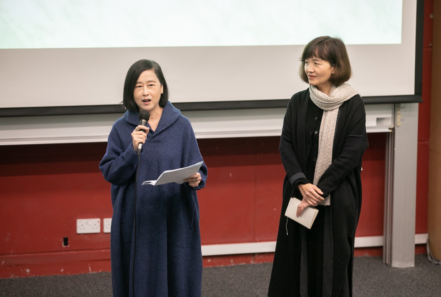 Writer-in-residence for the 2023/24 academic year Chen Chuncheng inspires students' creativity