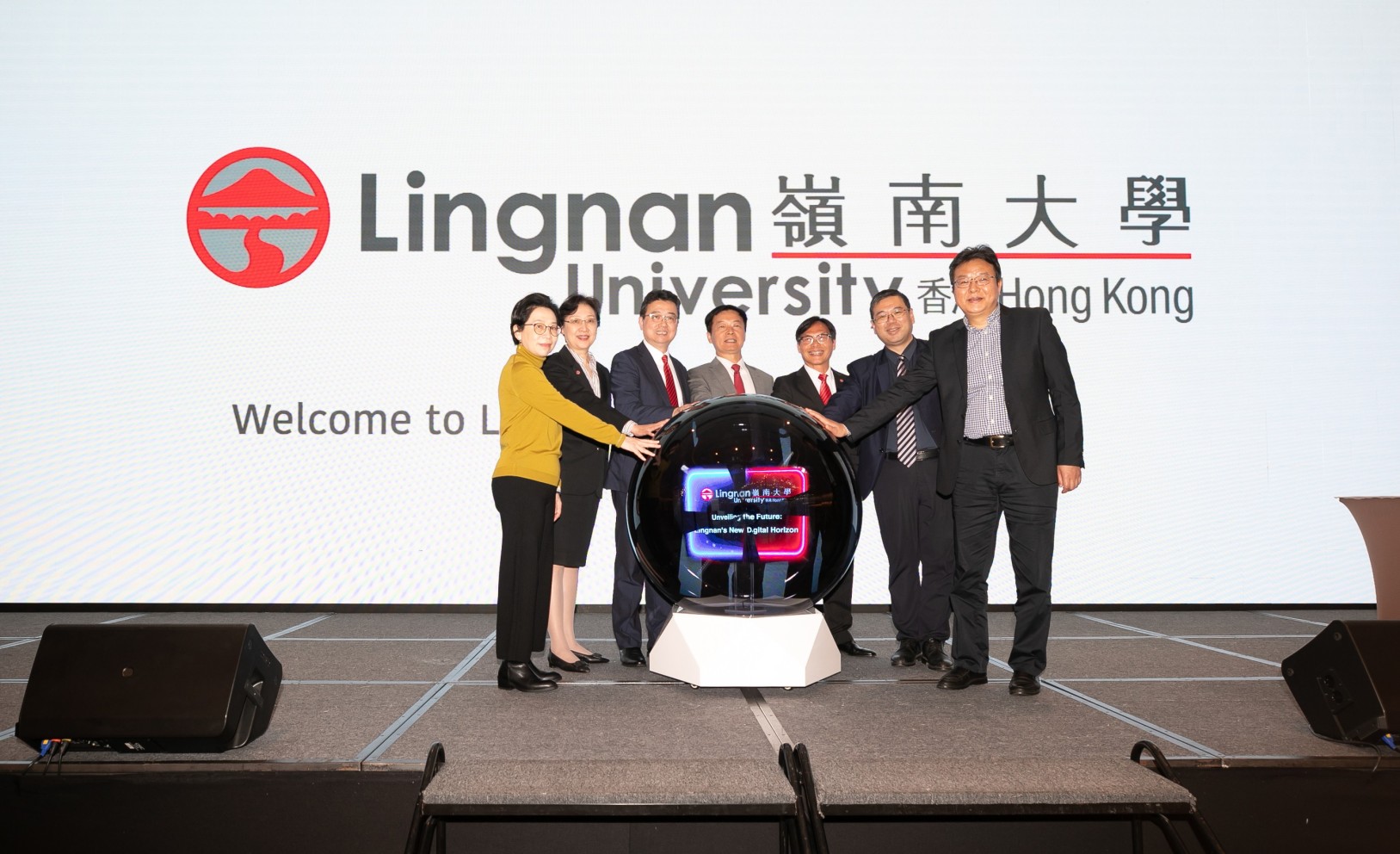 Presided over by the senior management members, the launching ceremony of Lingnan University’s new website marks a significant milestone in our digital innovation and progress.