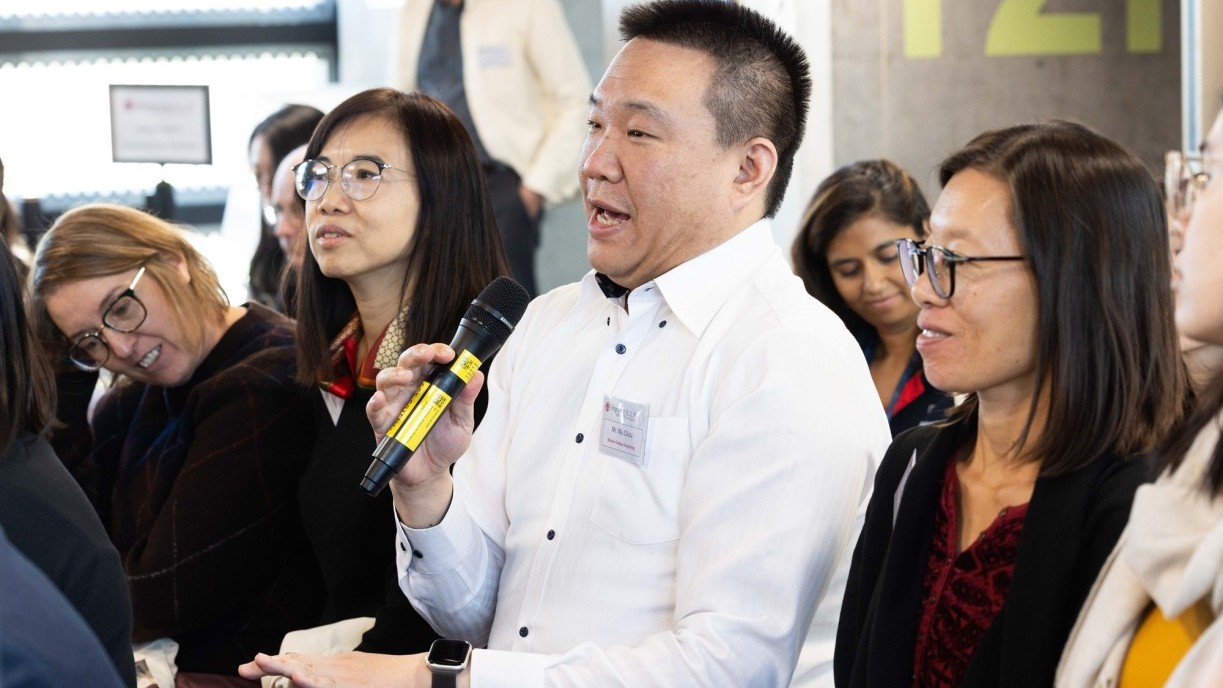 Career counsellors take part in a discussion.