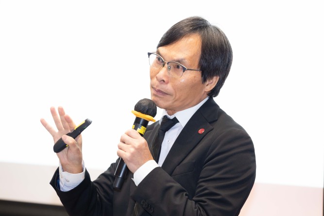 Prof Sam Kwong
