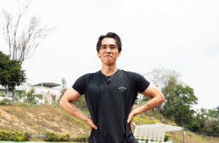 练出最美身段——学生事务主任（体育）耿溢泉