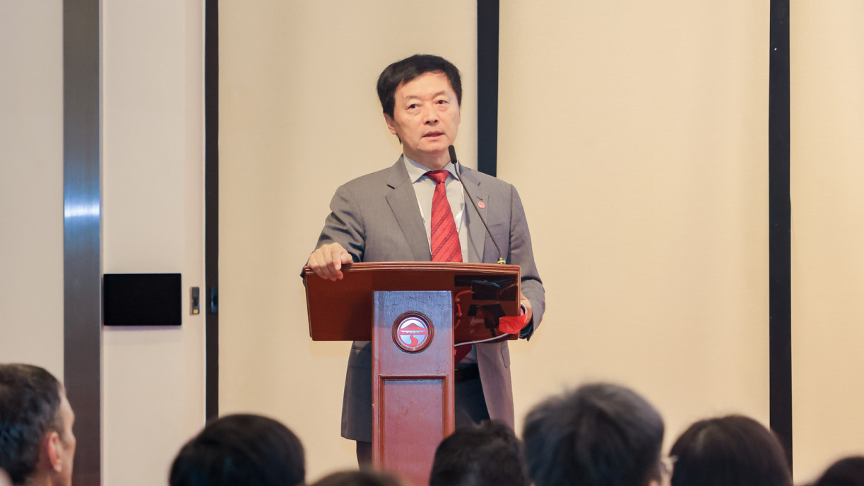 嶺大校長及韋基球數據科學講座教授秦泗釗發表專題演講。