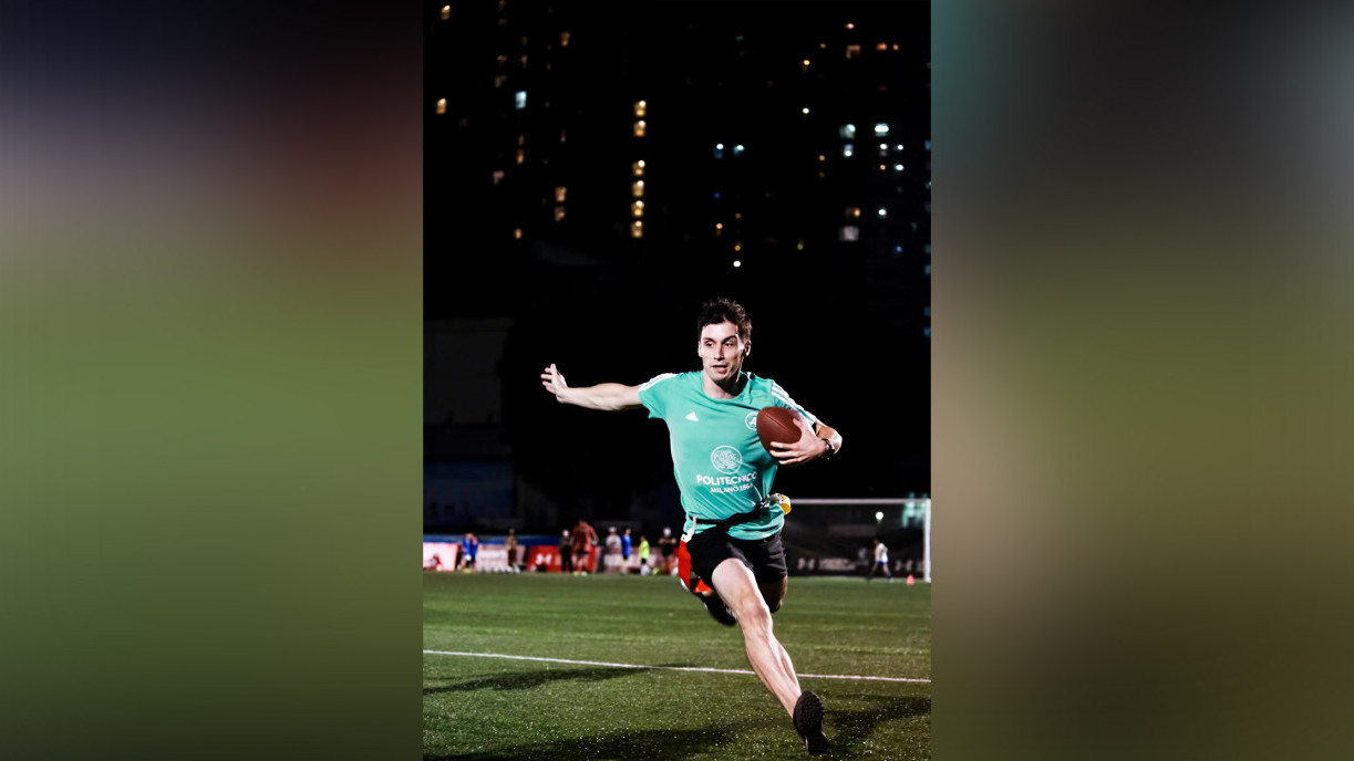 Dr Sammarchi likes to play American football and basketball.