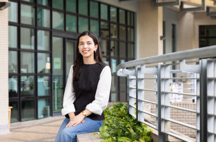 From Pakistan to the global stage: how Seemi’s ‘Seek Discomfort’ philosophy led to Distinguished Student honours