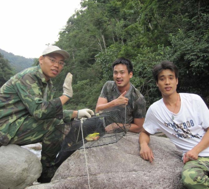 岭大生物学家与研究伙伴揭示中国自然保护区内的偷猎活动