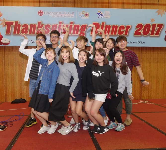Students and staff celebrate Thanksgiving