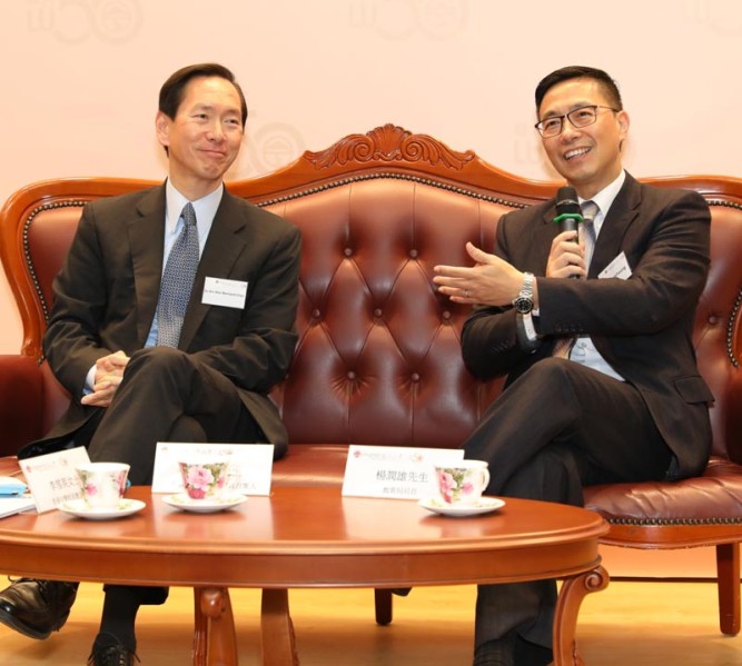 Mr Bernard Charnwut Chan and Mr Kevin Yeung Yun-hung discuss quality education at Lingnan University’s Distinguished Leaders Dialogue