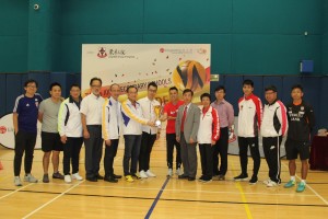 T.W.G.Hs secondary school students present outstanding football plays at Lingnan