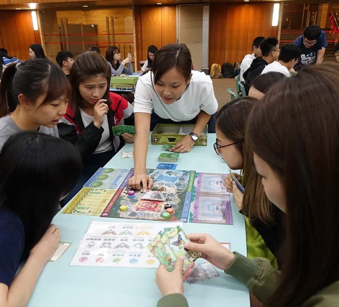 嶺大首個科學桌遊工作坊體現寓學習於遊戲