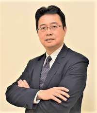 Prof Lau Chi-pang
