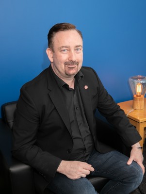 Prof Peter Duffy