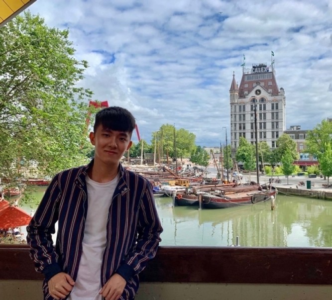 Postgraduate student awarded ‘For Our Future’ Scholarship for his excellence in academic studies and social services