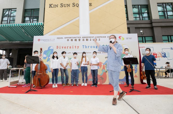 Beyond aesthetics: the ‘alternative’ music lessons Dr Enrico Bertelli brings to Lingnan