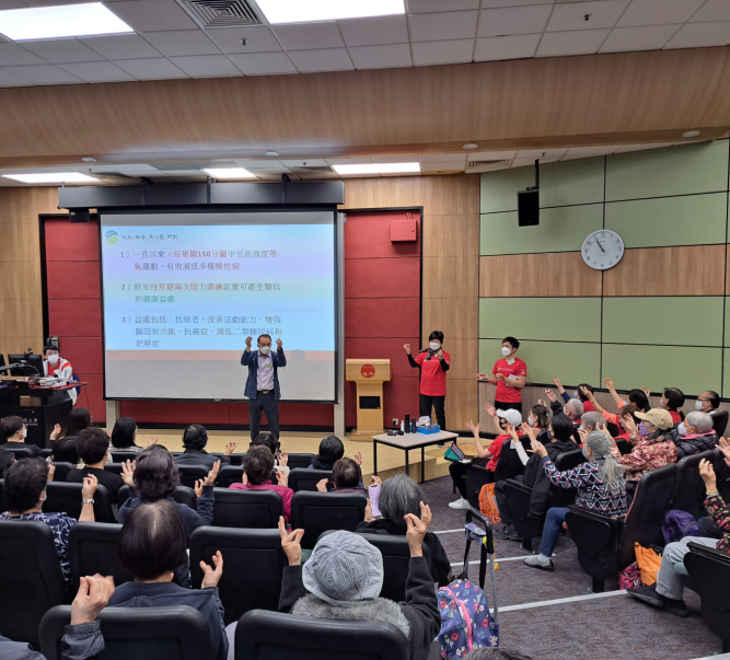 政策研究院於校園舉辦長幼論壇 推廣健康及跨代溝通