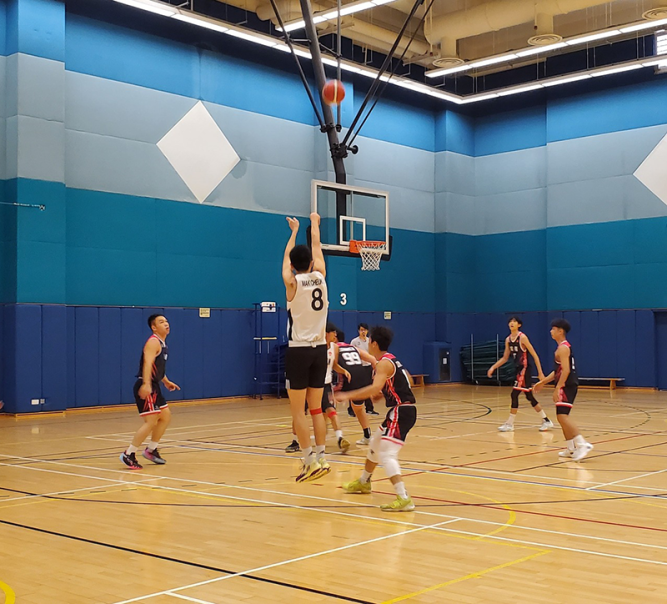 Latest career development and exchange sports events on campus