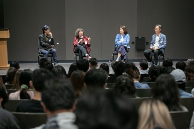 Public lecture discussing heroes co-organised by Department of Cultural Studies of Lingnan
