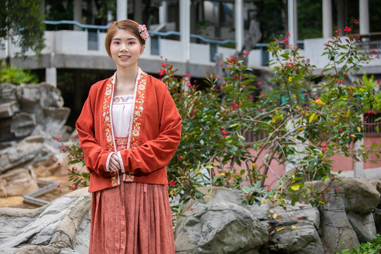 Translation student promotes traditional Chinese culture and aesthetics through hanfu
