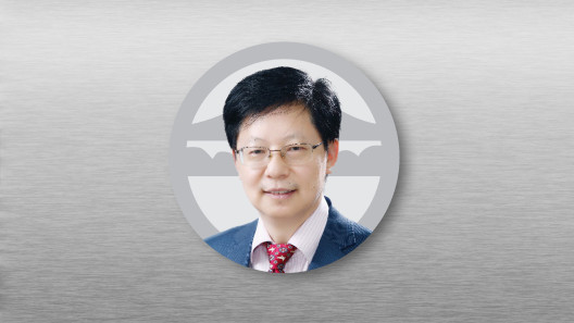 宋永端教授（數據科學學院院長、數據科學講座教授及方潤華工業數據科學講座教授）