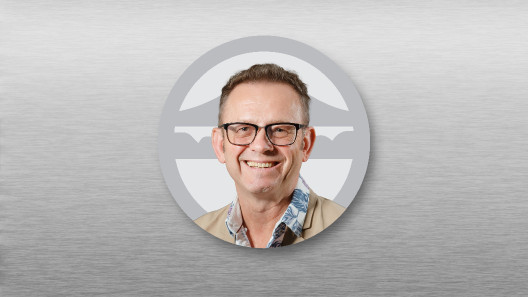 Richard WALKER教授（政府與國際事務學系主任及講座教授、嶺南高等研究院總監）