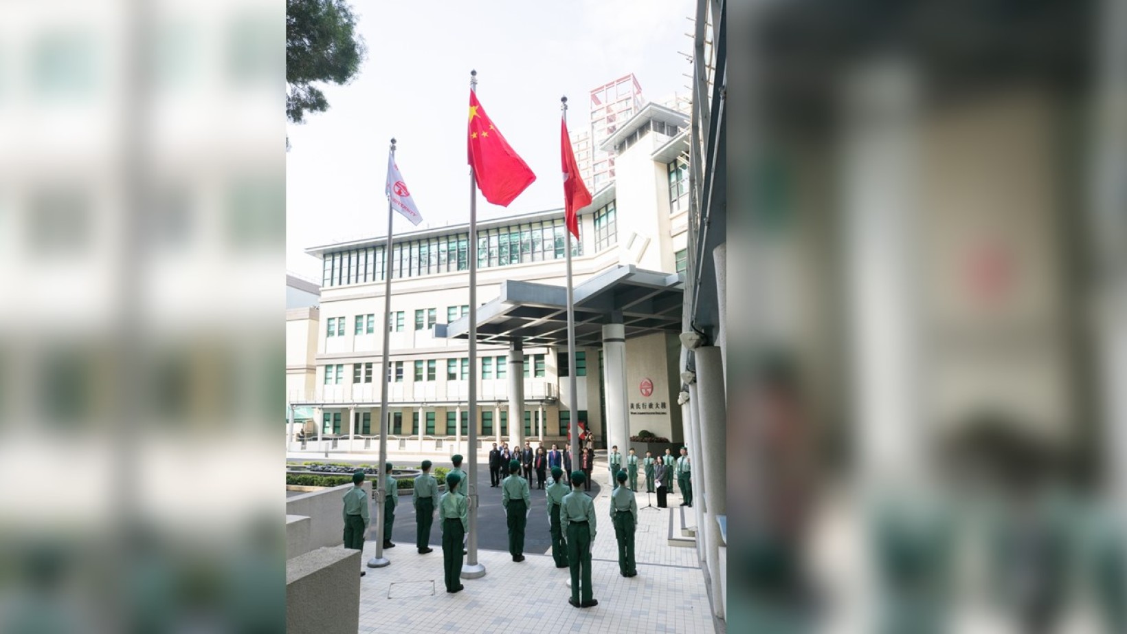 Lingnan University holds flag-raising ceremony on New Year’s Day.