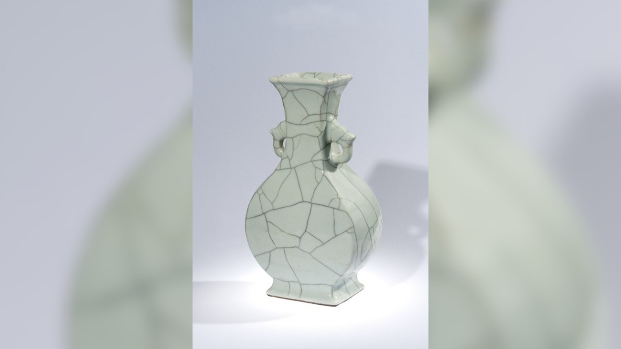 Image 2.  Guan-Type Porcelain Vase Circa 18th-19th century Qing Dynasty Glazed porcelain H 31 cm W 17.5 cm Chamber of Young Snow Collection