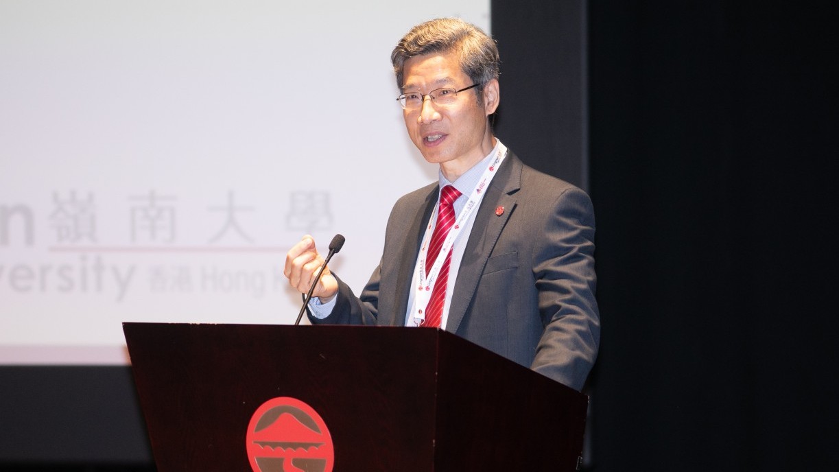 Vice-President (Research and Innovation) Prof Xin Yao speaks on the leading research and innovation at Lingnan University.