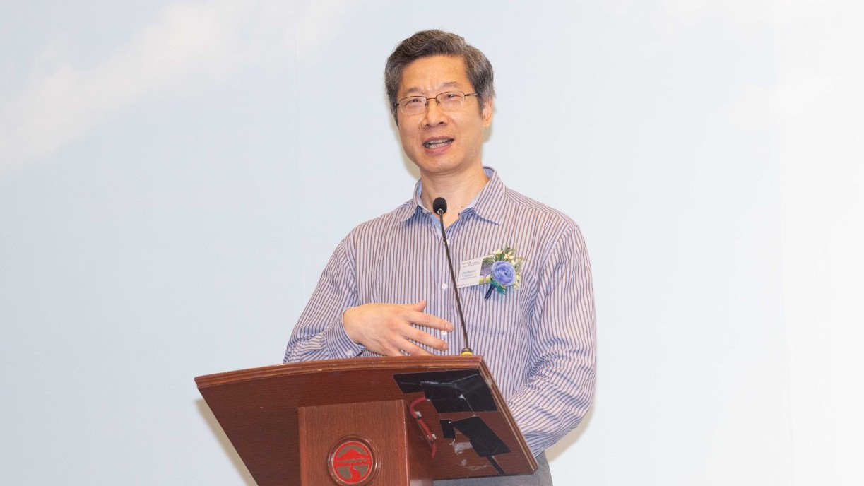 Prof Xin Yao, Vice-President (Research and Innovation) and Tong Tin Sun Chair Professor of Machine Learning, makes the closing remarks.