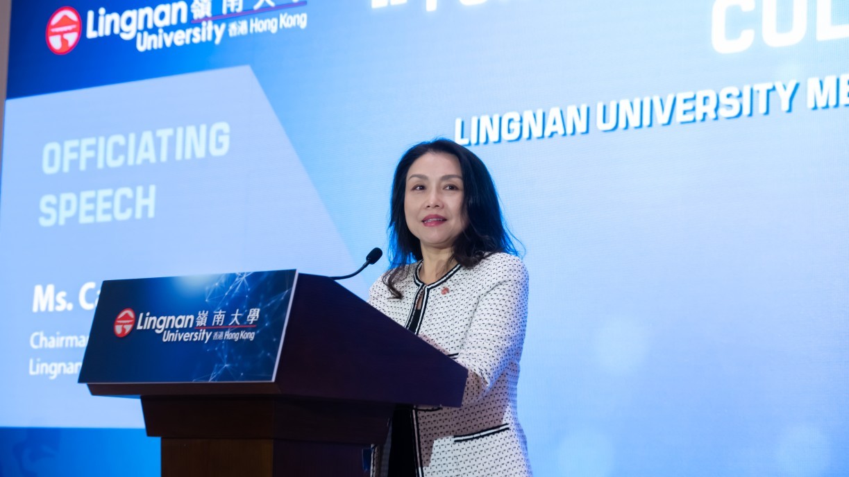 Ms Carrie Leung, Chairman of the Career Development Committee makes her speech.