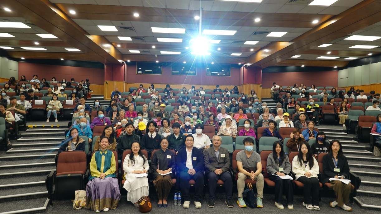 Guests, Promotion Leaders, and others taking part in the ceremony.