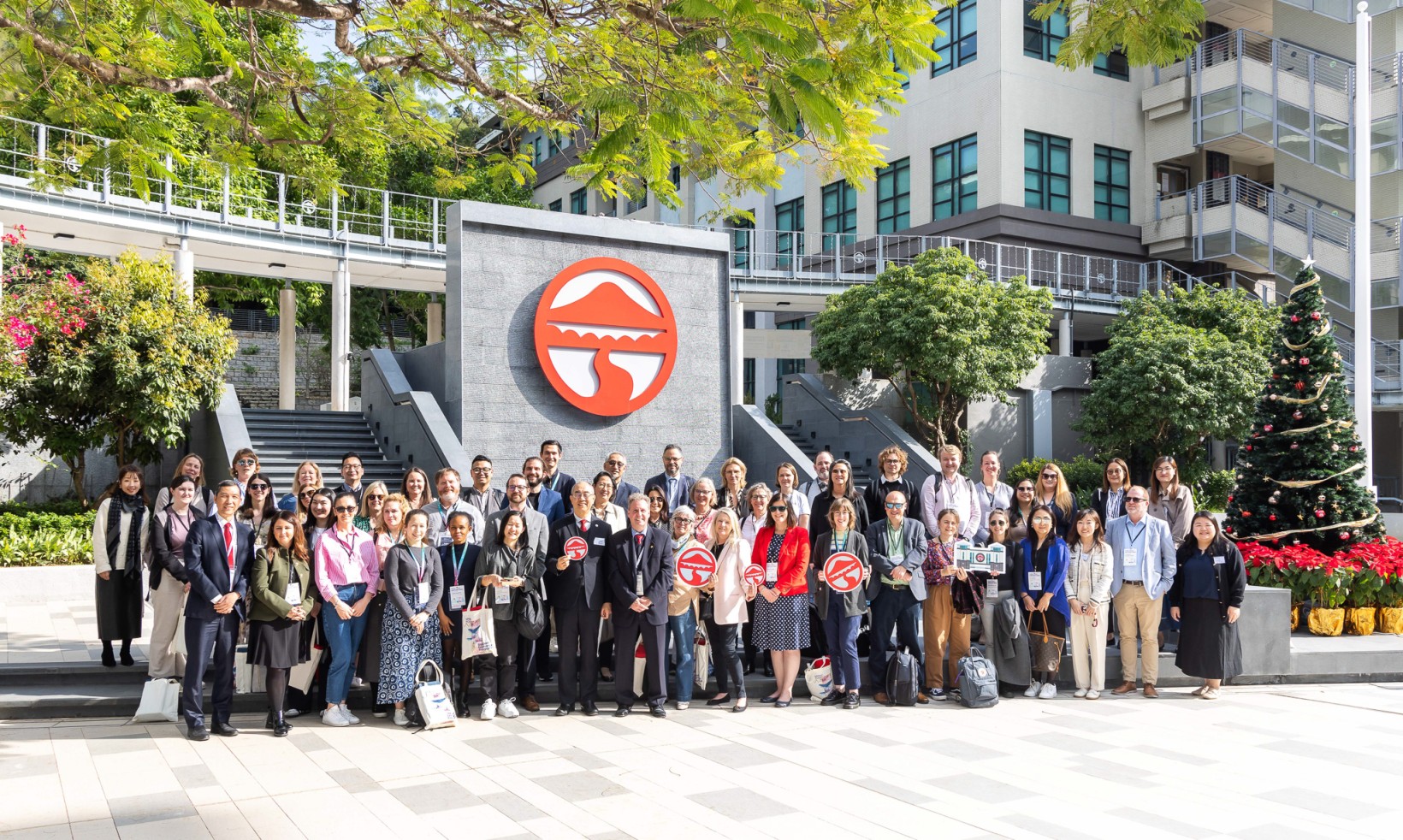 University partners visits Lingnan University.