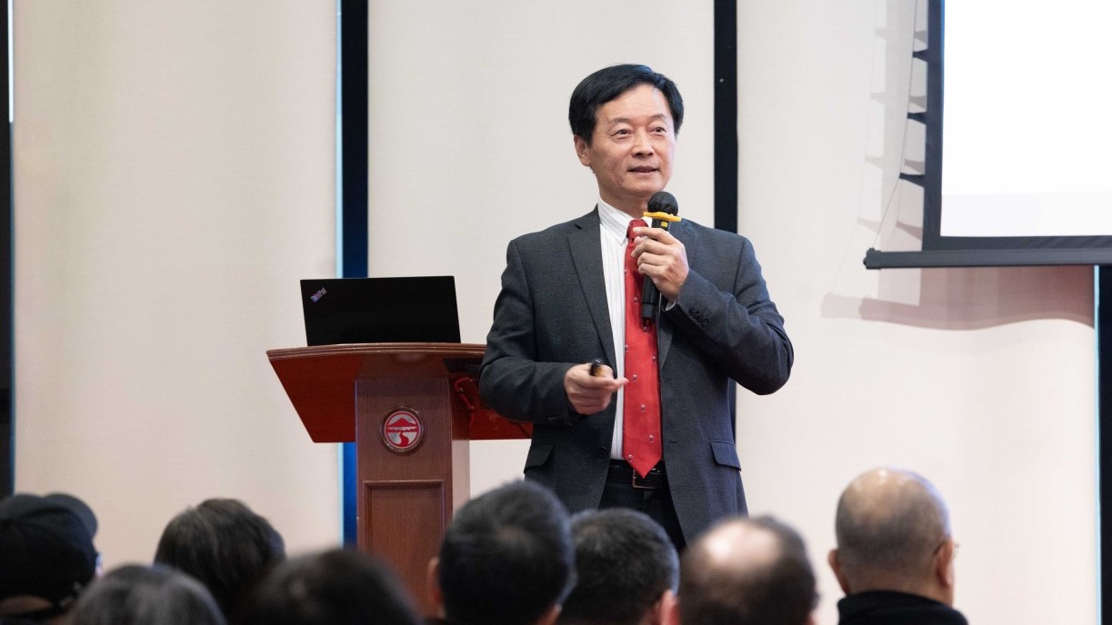 The seminar attracts around 100 participants, including Vice-Presidents, Associate Vice-Presidents, faculty and students.