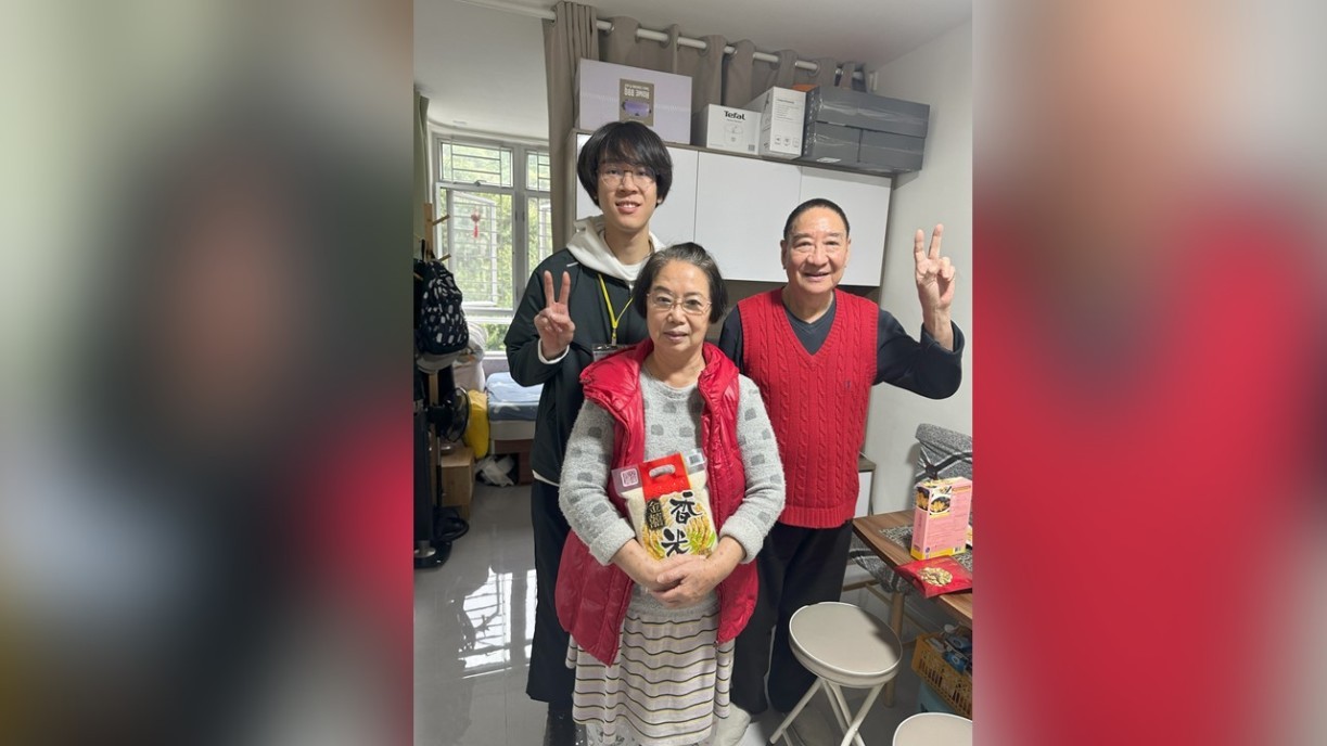 嶺大義工隊探訪獨居長者。