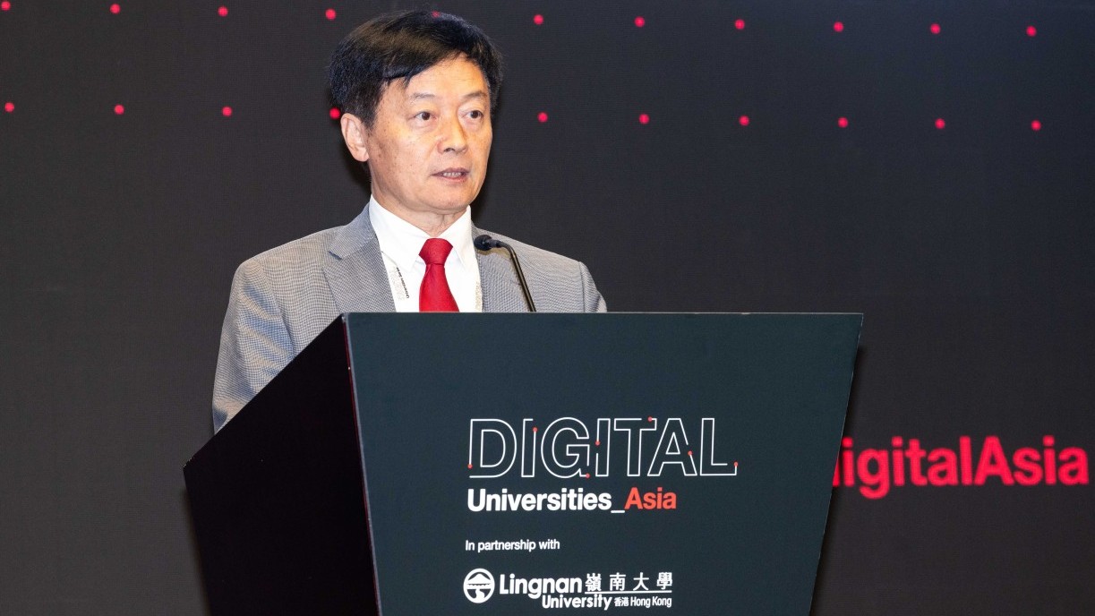 Address by Lingnan’s President S. Joe Qin.