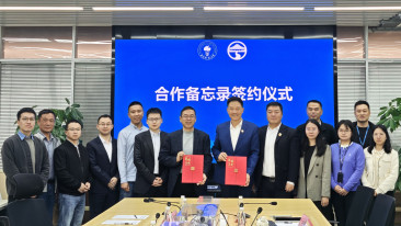 嶺大伍絜宜跨學科學院與南方科技大學海洋高等研究院簽署合作備忘錄。